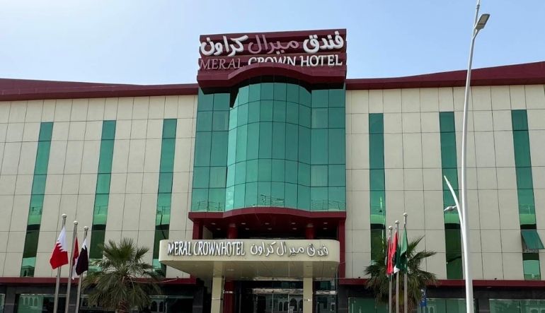 فندق ميرال كراون