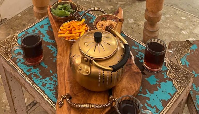 كوفي بائع الشاي
