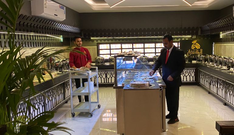 مطعم حديقة التاج السليمانية