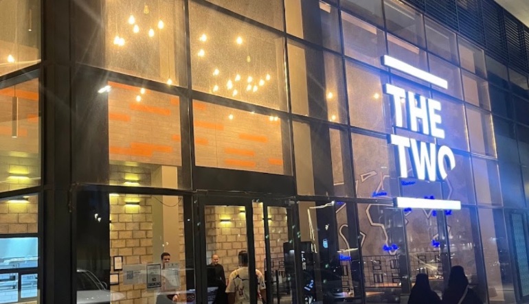 مطعم ذا تو ريفر ووك
